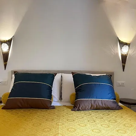 Apartment Casa Furlani Ai Dalmati - Your On The Canal Venice