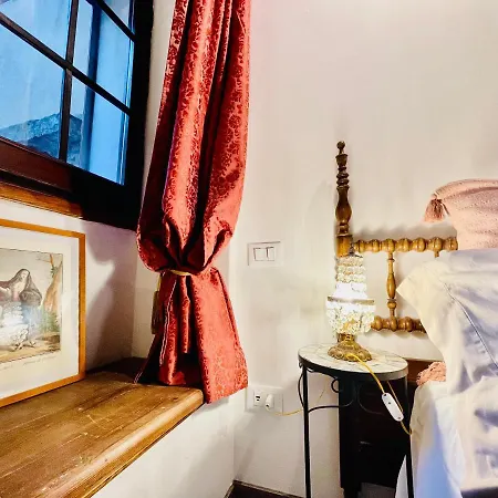 Casa Furlani Ai Dalmati - Your On The Canal Apartment *