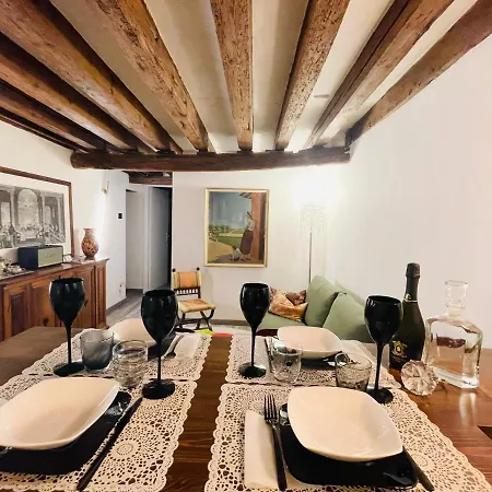 Casa Furlani Ai Dalmati - Your On The Canal