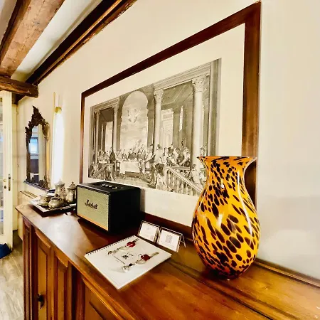 Apartment Casa Furlani Ai Dalmati - Your On The Canal Venice