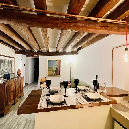 Casa Furlani Ai Dalmati - Your On The Canal Apartamento